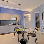 Appart hôtel Seven - Via Matteotti 178 4*