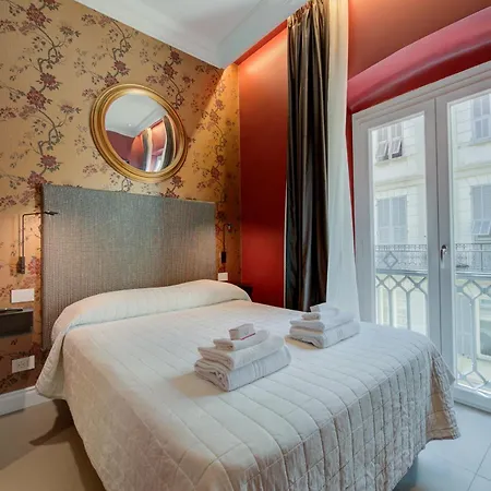 Seven - Via Matteotti 178 Aparthotel *
