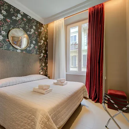 Aparthotel Seven - Via Matteotti 178