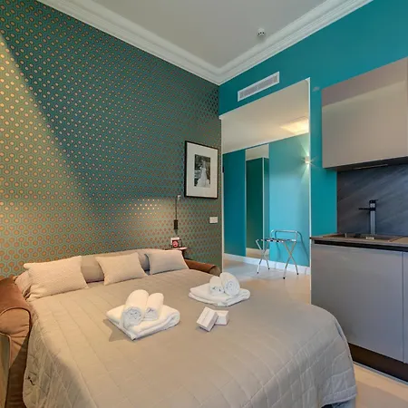 Aparthotel Seven - Via Matteotti 178