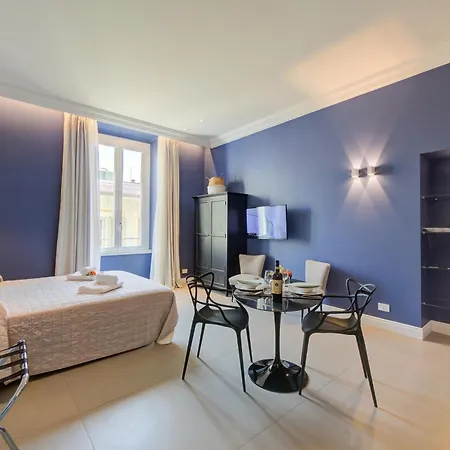 Aparthotel Seven - Via Matteotti 178 *