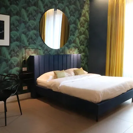 Aparthotel Seven - Via Matteotti 178 Sanremo
