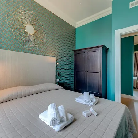 Seven - Via Matteotti 178 Hotel apartamentowy