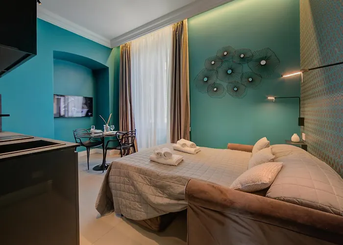 Ξενοδοχείο με διαμερίσματα Seven - Via Matteotti 178 4*