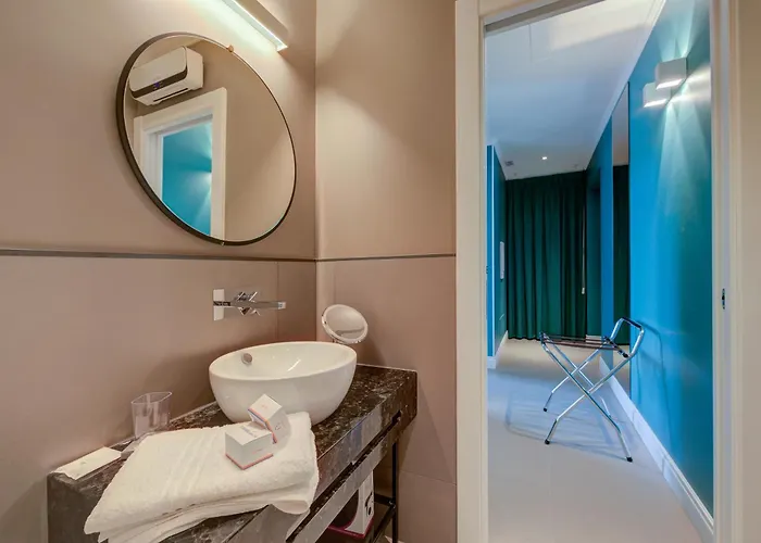 Seven - Via Matteotti 178 Lejlighedshotel 4*